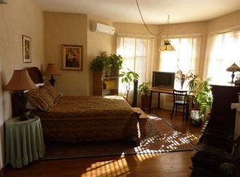 King Edward Bed & Breakfast Ottawa
